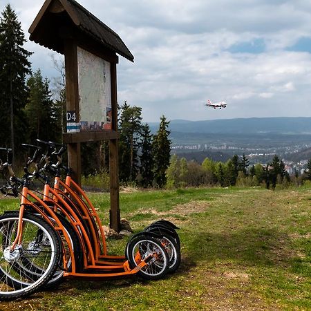 Camp Vary - Vitkova Hora - Veitsberg Karlovy Vary Kültér fotó